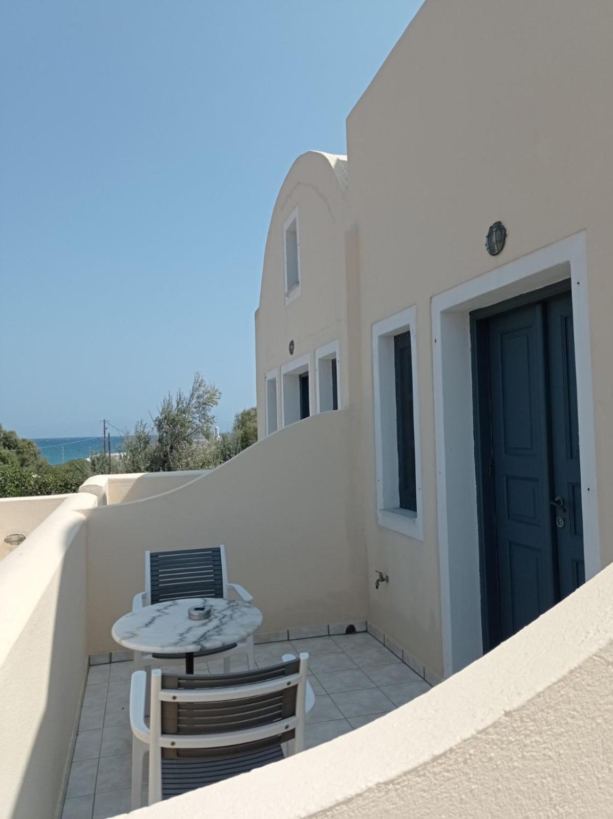 Dagris Villa Studios Kamári Екстериор снимка