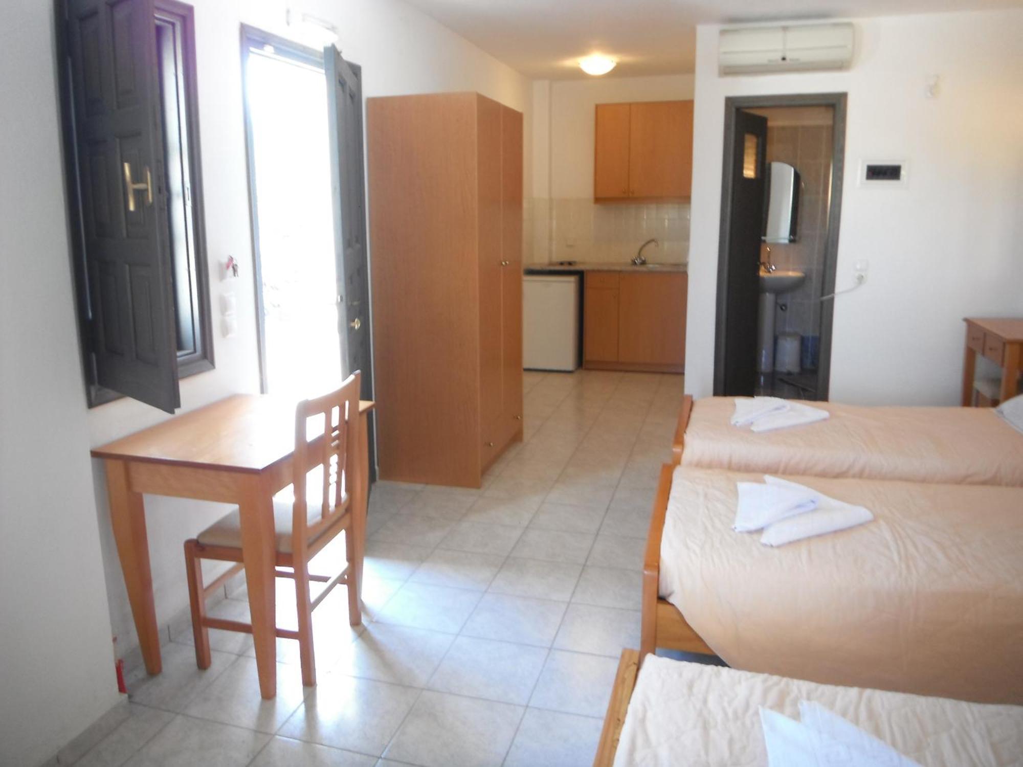 Dagris Villa Studios Kamári Екстериор снимка
