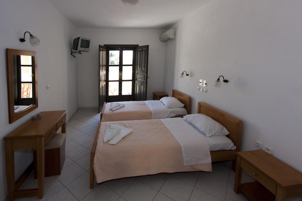Dagris Villa Studios Kamári Екстериор снимка